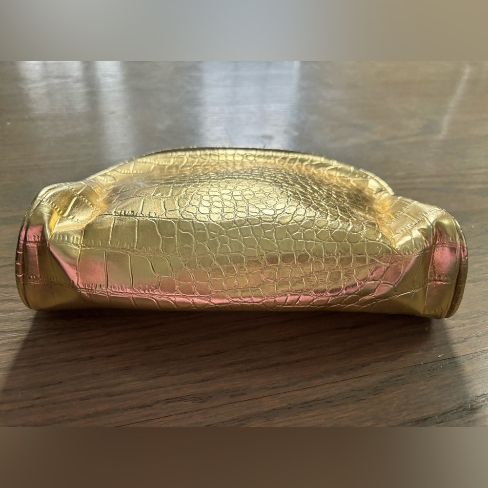 Mac gold metallic makeup bag - Picture 5 of 5